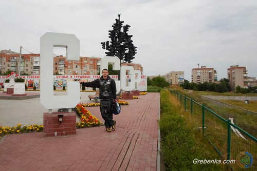 Мотоклуб LINCOLN MC POLTAVA встановив свій прапор на Ельбрусі