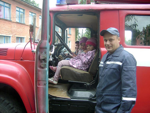 Навчання для дошкільнят провели рятувальники у Гадячі та Гребінці