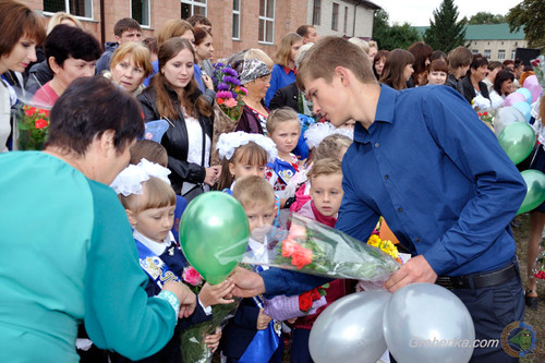 У школах Гребінківщини пролунав перший дзвоник У школах Гребінківщини пролунав перший дзвоник