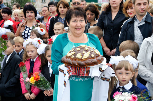 У школах Гребінківщини пролунав перший дзвоник У школах Гребінківщини пролунав перший дзвоник