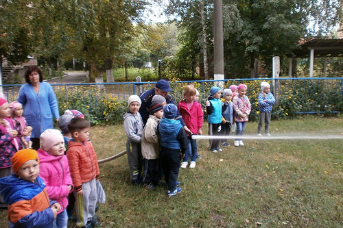 Навчання для дошкільнят провели рятувальники у Гадячі та Гребінці