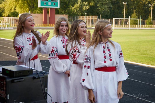 Гребінчині вечорниці