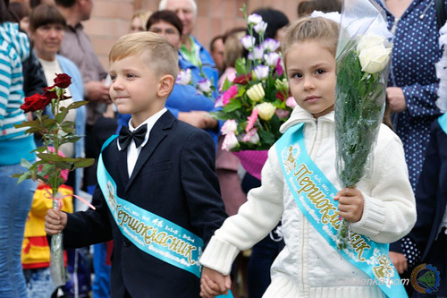 У школах Гребінківщини пролунав перший дзвоник У школах Гребінківщини пролунав перший дзвоник