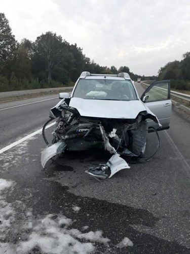 Під Лубнами в результаті ДТП згорів автомобіль