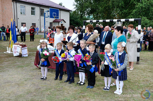 У школах Гребінківщини пролунав перший дзвоник У школах Гребінківщини пролунав перший дзвоник