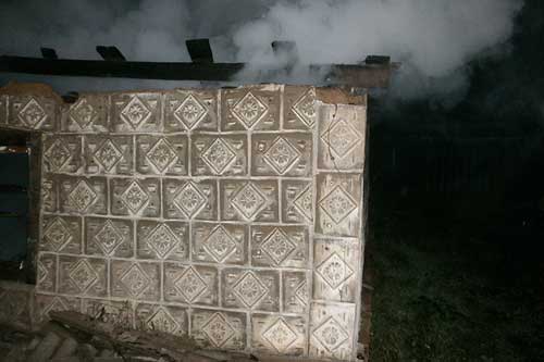 У Гребінці вночі горіла будівля в приватному господарстві (ФОТО)