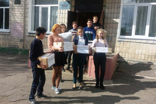 Гребінківські школярі та вчителів підготували гостинці воїнам АТО