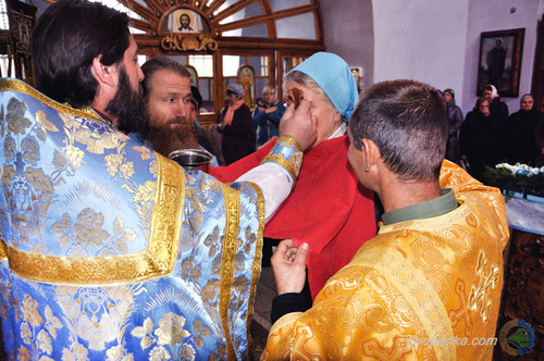 свято Покрови Пресвятої Богородиці