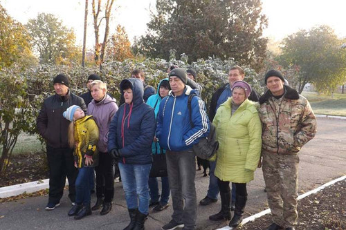 У Пирятині урочисто провели до ЗСУ 5 призовників