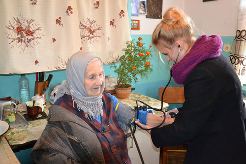 На Лубенщині учасників війни відвідали волонтери