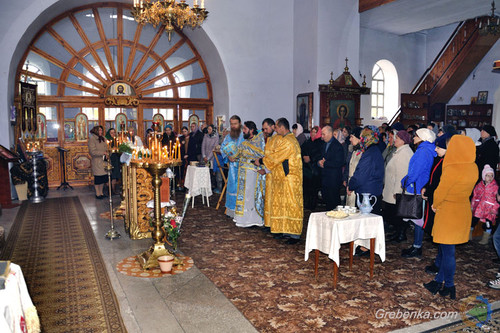 свято Покрови Пресвятої Богородиці