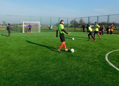 На Пирятинщині відкрили новий спортмайданчик