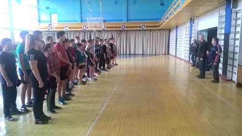 Змагання з настільного тенісу серед школярів