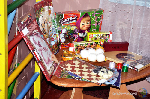 В Гребінці відкрили куточок освітніх ігор для літніх людей