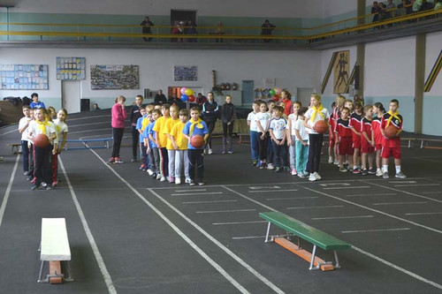 У Гребінці відбулися змагання «Веселі старти» серед школярів