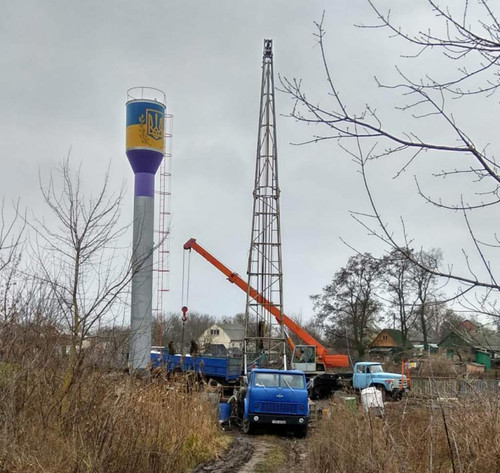 Для двох пирятинських сіл будується водяна свердловина