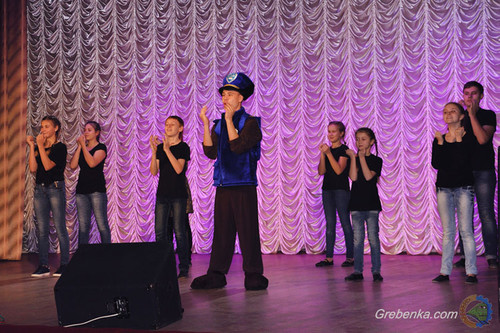 Виставу про правила дорожнього руху показали в Гребінці