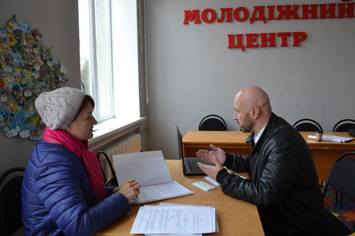 У Лубнах встановили соціальну рекламу громадського хабу