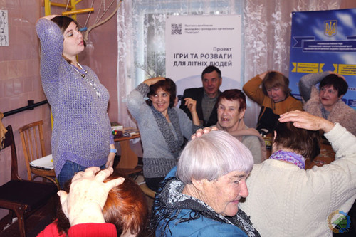 В Гребінці відкрили куточок освітніх ігор для літніх людей