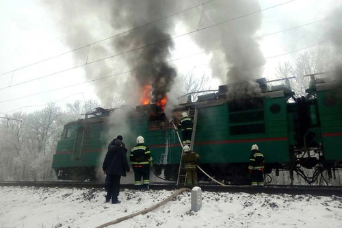 На Полтавщині загорівся вантажний електровоз