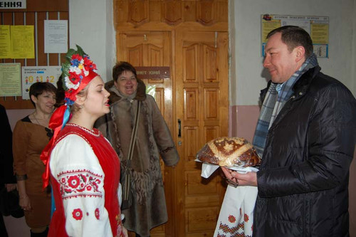 Народний депутат допомагає вирішувати проблеми освітянам Гребінківщини