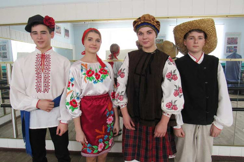 Театральний колектив «Берегиня» Рудківської ЗОШ І-ІІІ ст Театральний колектив «Берегиня» Рудківської ЗОШ І-ІІІ ст