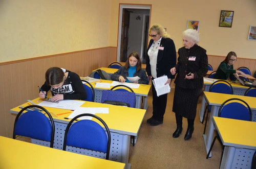 У Полтаві відбувся учнівський конкурс з креслення