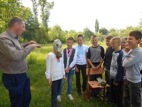 День цивільного захисту пройшов у 1-й школі Гребінки День цивільного захисту пройшов у 1-й школі Гребінки