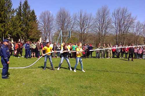 Районний етап Всеукраїнського фестивалю дружин юних пожежних Районний етап Всеукраїнського фестивалю дружин юних пожежних