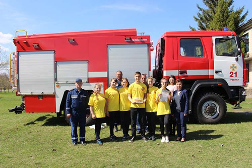 Районний етап Всеукраїнського фестивалю дружин юних пожежних Районний етап Всеукраїнського фестивалю дружин юних пожежних