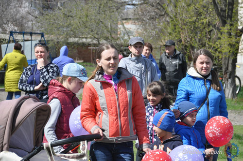 Гребінка, дитячий майданчик