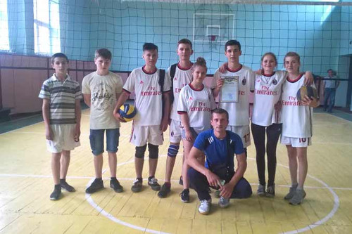 На Гребінківщині розіграли першість району з волейболу серед школярів