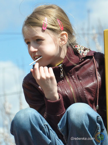 Гребінка, дитячий майданчик