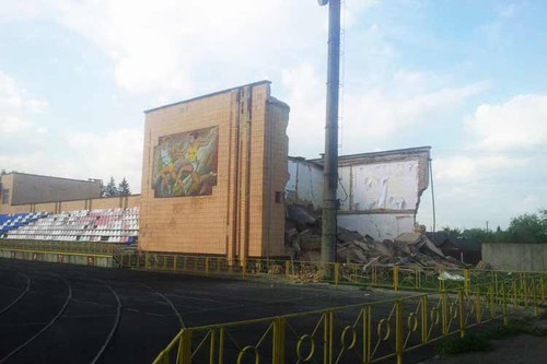 завалилася частина спортивного комплексу «Локомотив»
