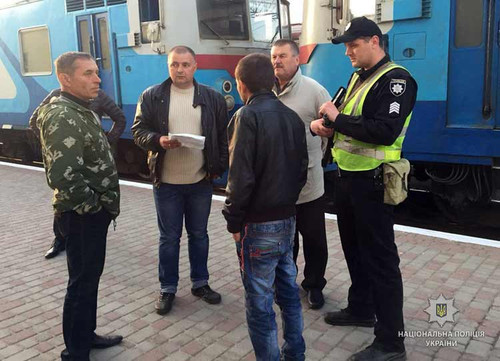 У Гребінці подібний захід проводили на залізничному вокзалі станції