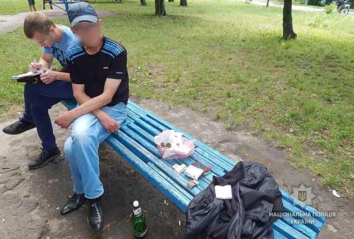 На Полтавщині чоловік намагався підкупити поліцейського