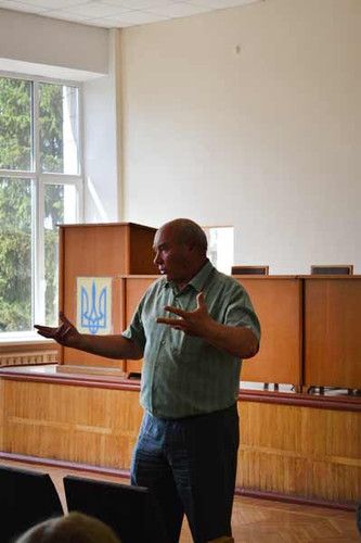 У Гребінці обговорили перспективи розвитку освітньої галузі в районі