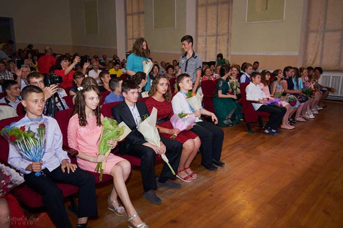 Випускний вечір у Гребінківській дитячій музичній школі