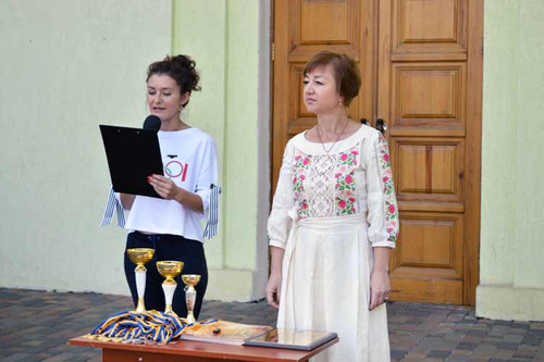 Легкоатлетична естафета вулицями Гребінки