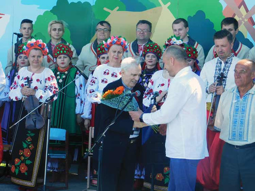 На Полтавщині відбулося ювілейне обласне пісенне свято «Калинові гулян