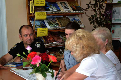 У Гадячі обговорили підхід співпраці поліції і громади