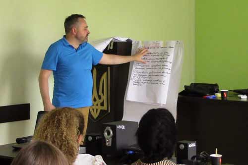 Гребінківців навчали писати ефективні тексти