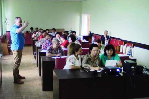 Гребінківців навчали писати ефективні тексти