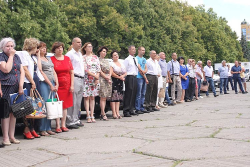 Медикам Полтавщини вручили 35 автомобілів для збору аналізів