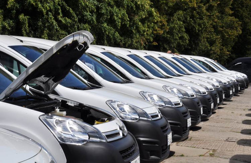 Медикам Полтавщини вручили 35 автомобілів для збору аналізів