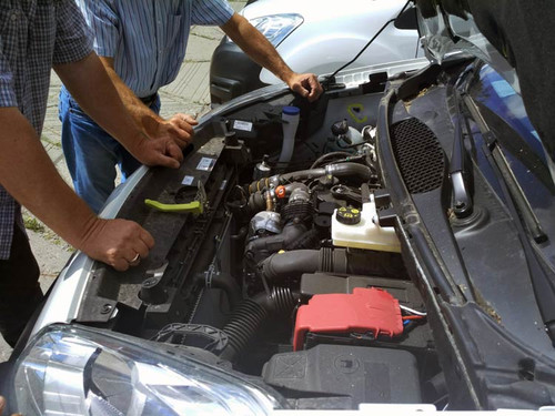 Медикам Полтавщини вручили 35 автомобілів для збору аналізів