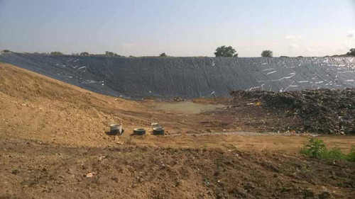 На Пирятинщині триває реконструкція сміттєзвалища