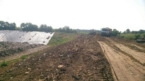 На Пирятинщині триває реконструкція сміттєзвалища