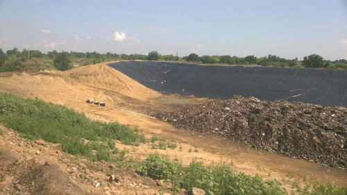 На Пирятинщині триває реконструкція сміттєзвалища