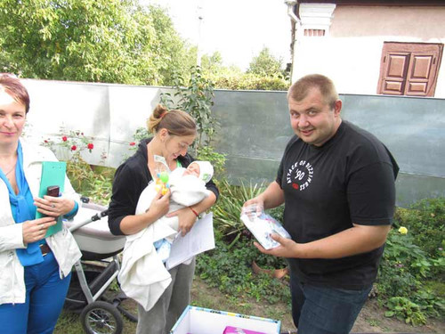 На Гребінківщині п'ять породіль отримали “пакунок малюка”